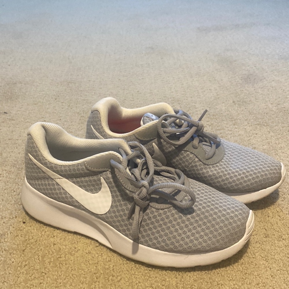 Women’s nike